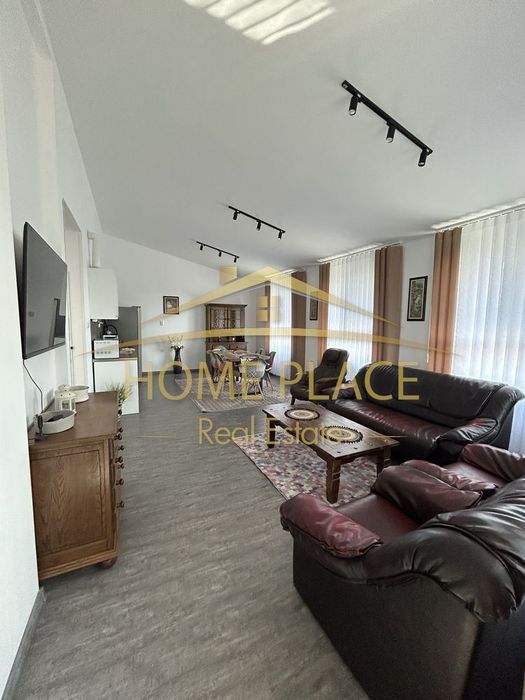 ТРИСТАЕН апартамент под наем - Център