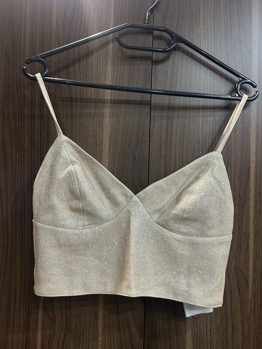 Златист сет топ, панталон и сако New Yorker