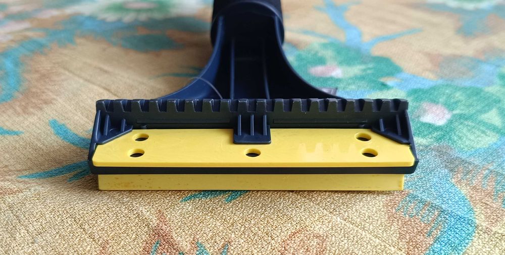 Стъргалка за лед MICHELIN 22 см. или Четка за сняг 60см. Нови.