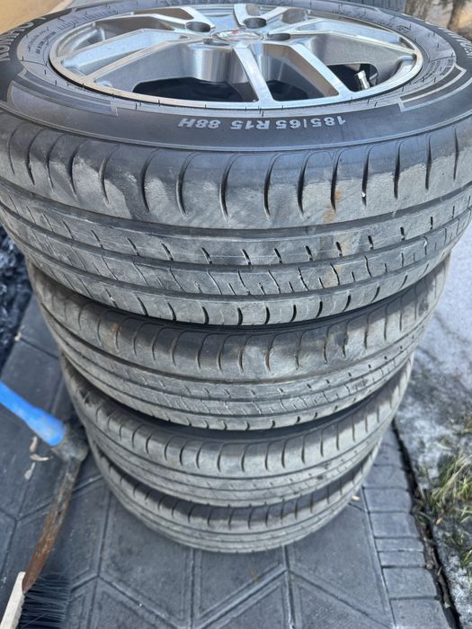 Шины с дисками 185/65R15