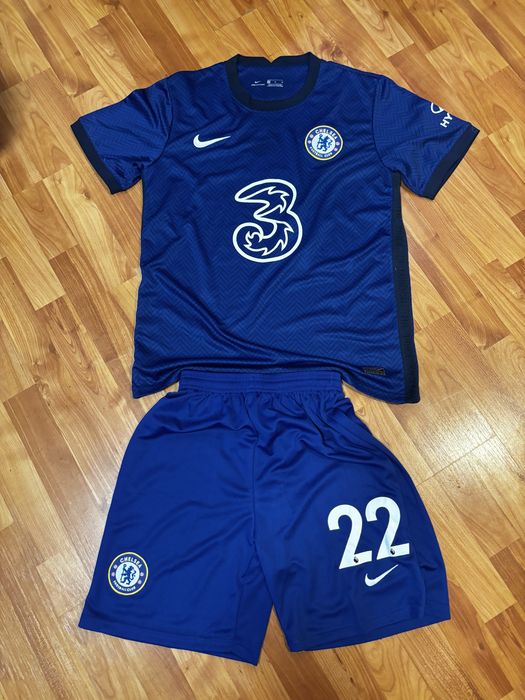 Екип на Chelsea сезон 2022/2023