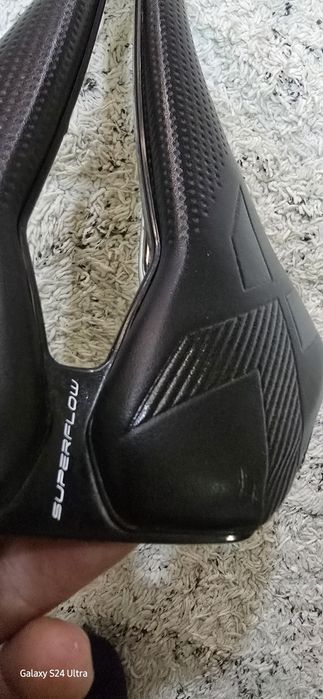 Седалка selle Italia SUPERFLOW XLR 198грама.