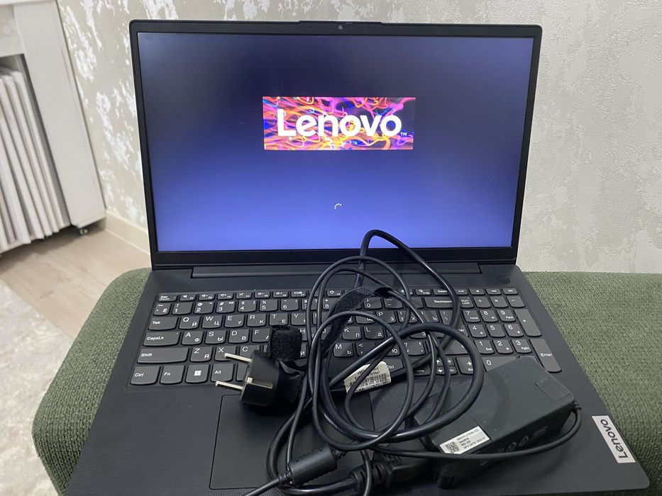 Ноутбук Lenovo Windows pro 11