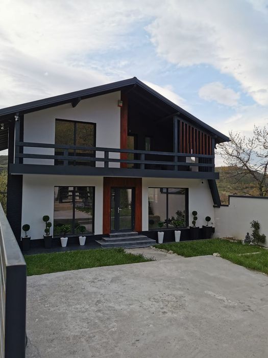 Executam case!!Echipa de construcții.case,garduri,fațade,terasamante