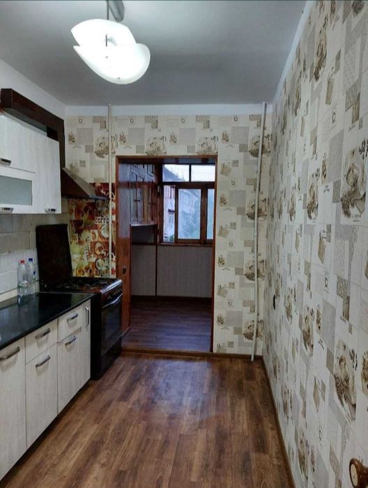 Сдается в аренду 3 комнатная квартира на Юнусабаде 18 квартл