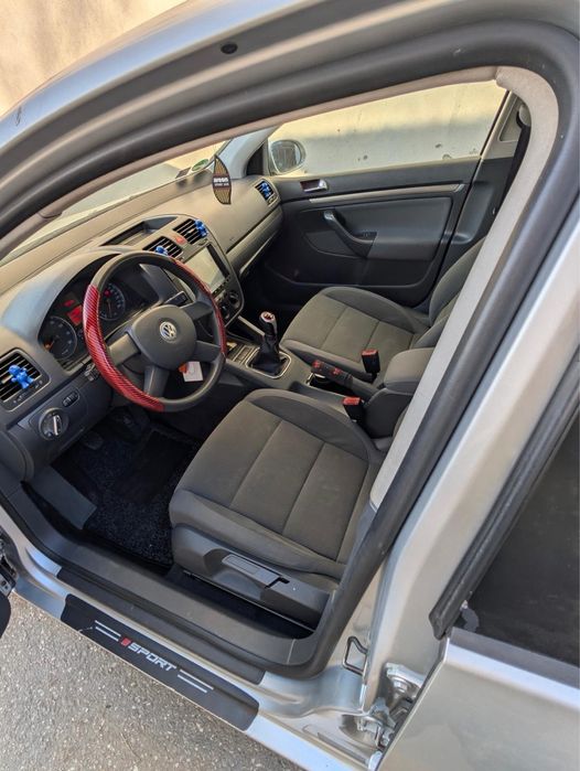 Golf 5 1.6 fsi vand sau schimb