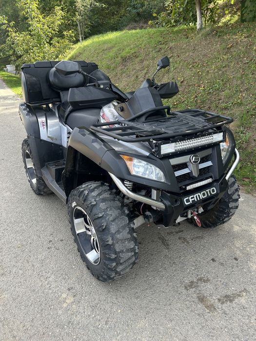 Vând ATV CF Moto 800 4x4.