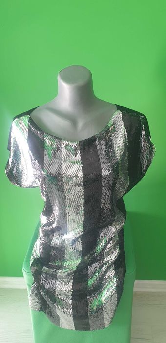 Рокли много и различни