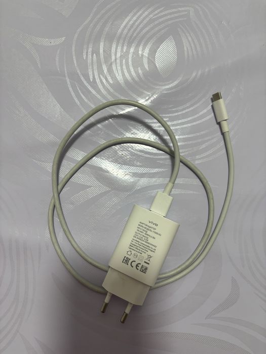 Продам Vivo v27e