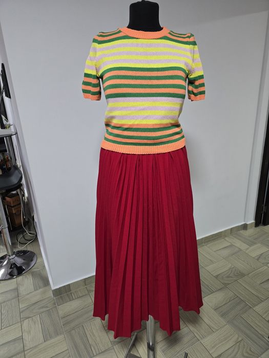 Cardigan culoarea superba, compoziție lana, mas. XL