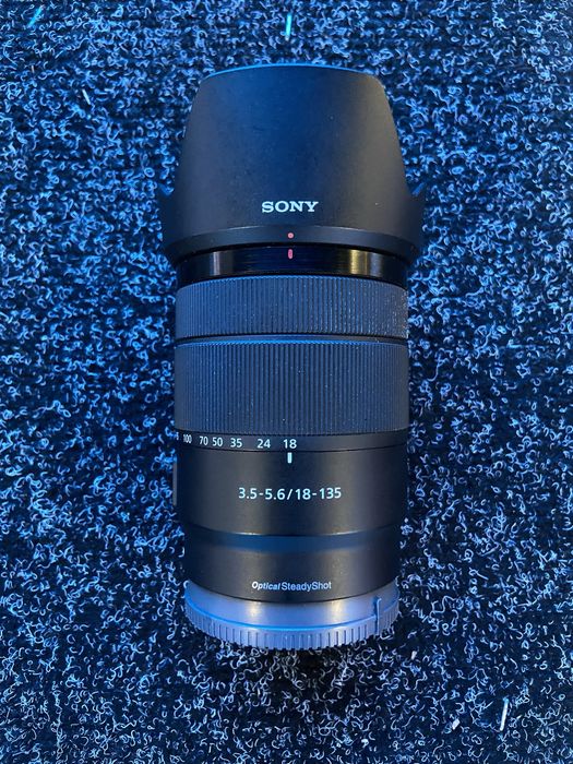 Продам объектив Sony 18-135