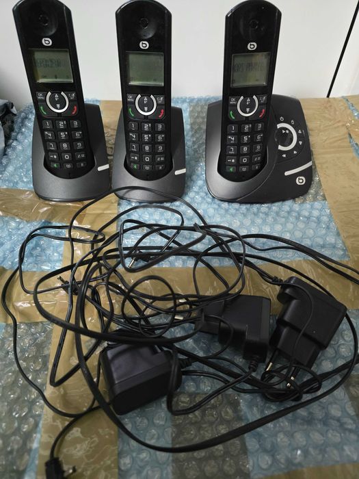 Set telefoane fixe cu 3 receptoare