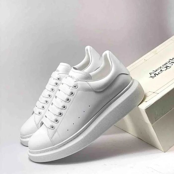 Налични Alexander McQueen Дамски маратонки