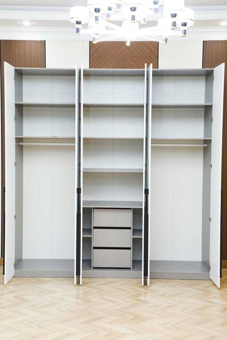 Шифоньер со склада