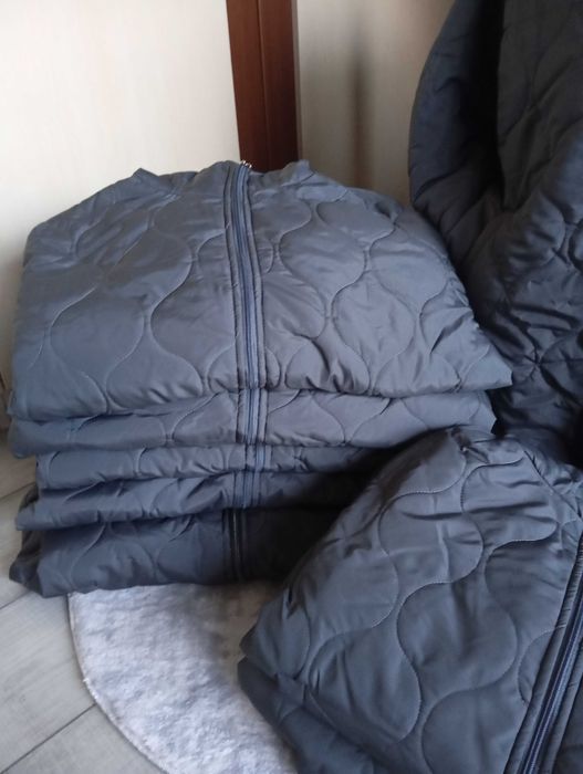 Нови тънки якета на едро