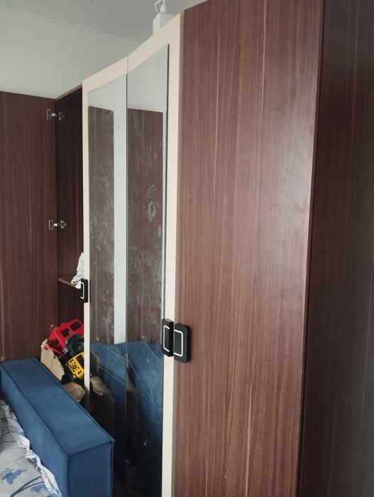 Продам шкаф удобно в спальню