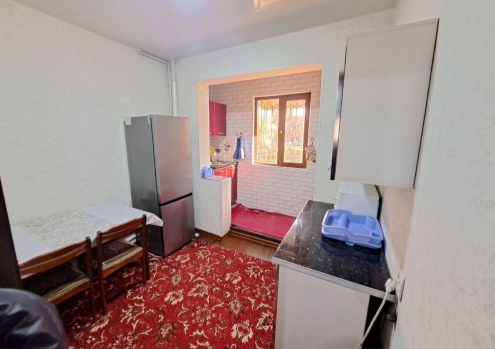 Продается квартира Юнусабад 6-квартал 1-этаж