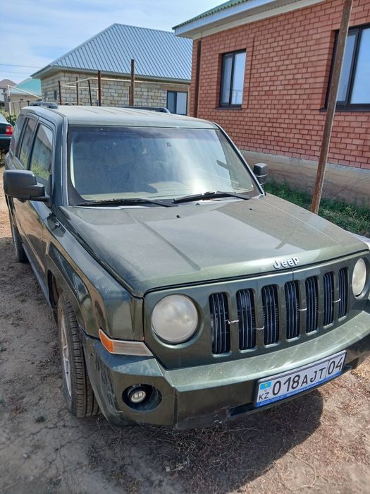 Продам jeep patriot