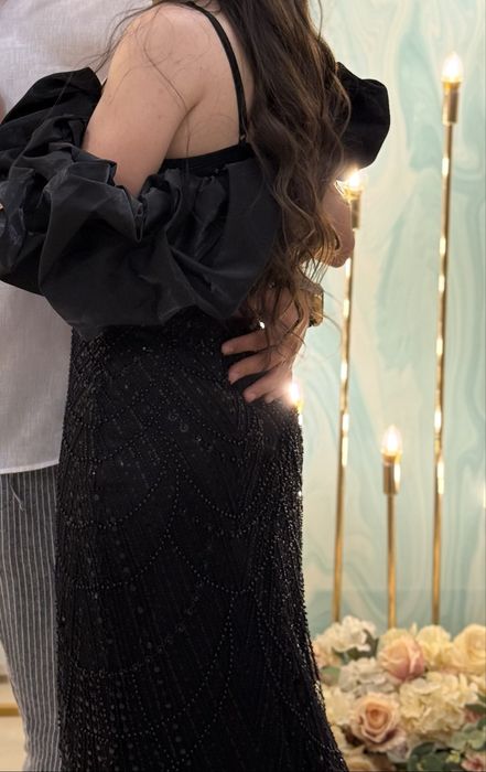 ~ Vând rochiță elegantă ~purtată doar o singură dată pentru câteva ore
