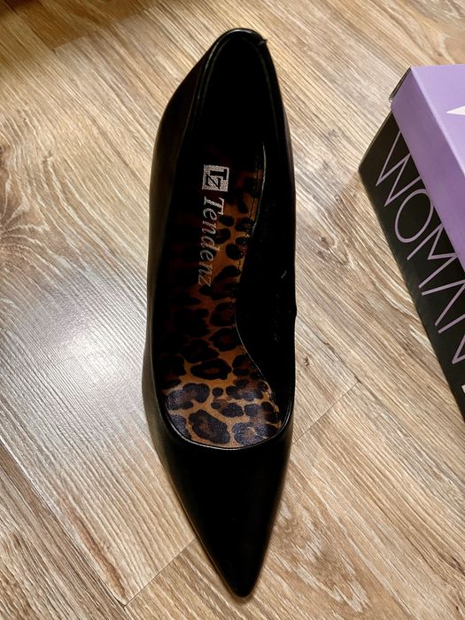 Обувки на висок ток