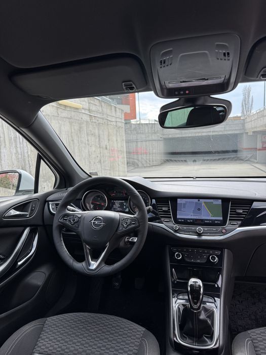 Opel Astra K+ SportsTourer 2016