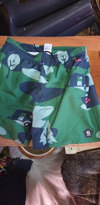Отдам трусы шорты. Бу