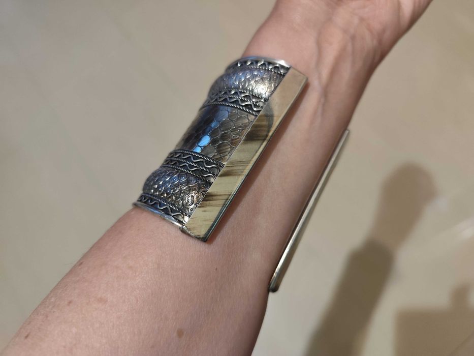 метална гривна в сребрист цвят "Bijou Brigitte"