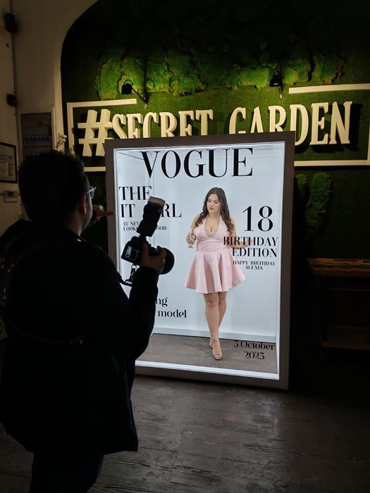 Vand Cabina Decor VOGUE