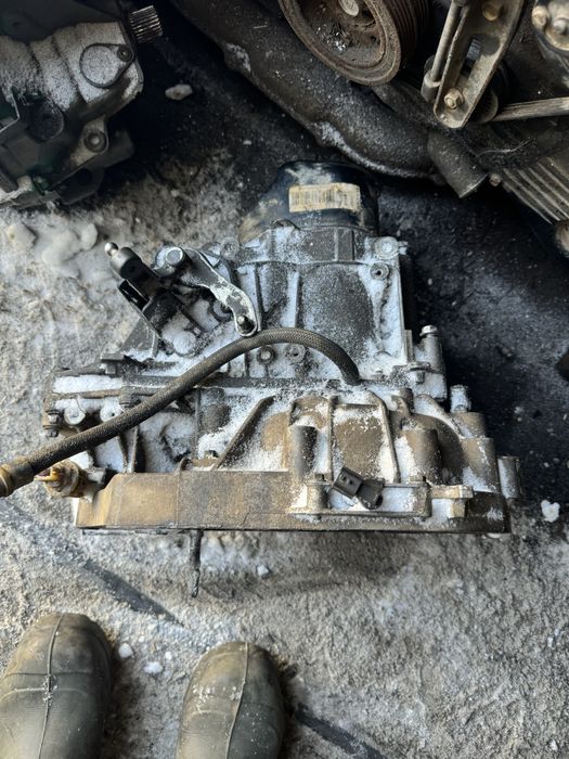 Продам на Ладу Ларгус каропку