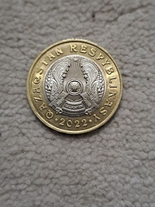 Продаю  100 тг редкий