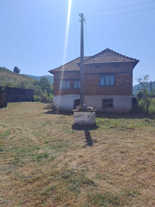 Casa de vanzare + teren  in sat poieni , comuna densus , judet HD