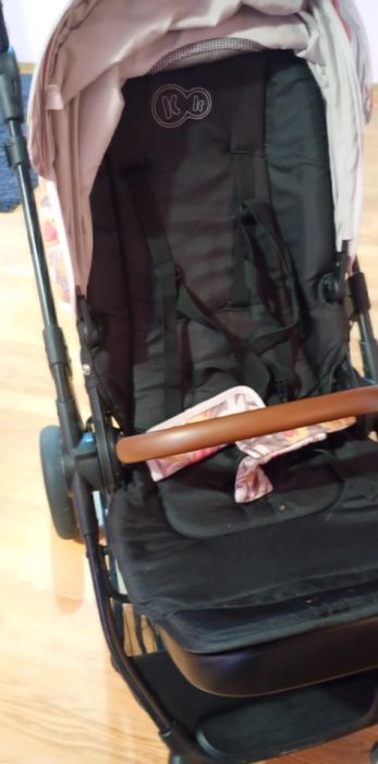 Căruciorul Kinderkraft pentru copii