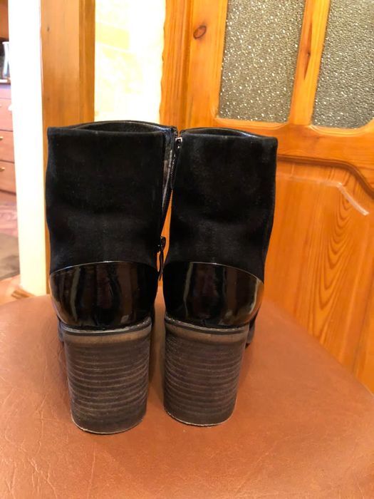 Продам зимние сапоги