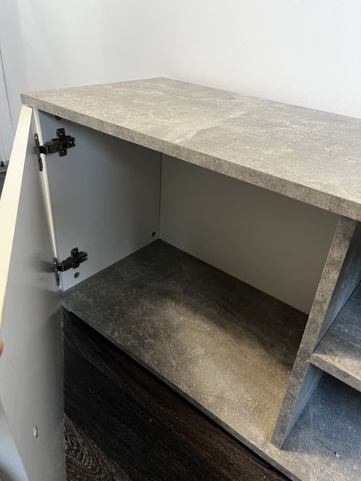 Mobilă pentru living sau dormitor