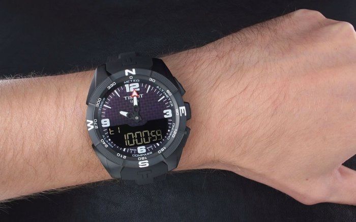 Швейцарские часы фирмы Tissot T-Touch Solar