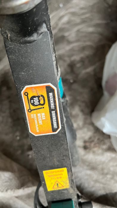 Самокат в хорошем состоянии.