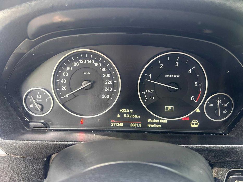 BMW F30 320d xDrive Luxury Line – 211.348 km, fabricatie martie 2015