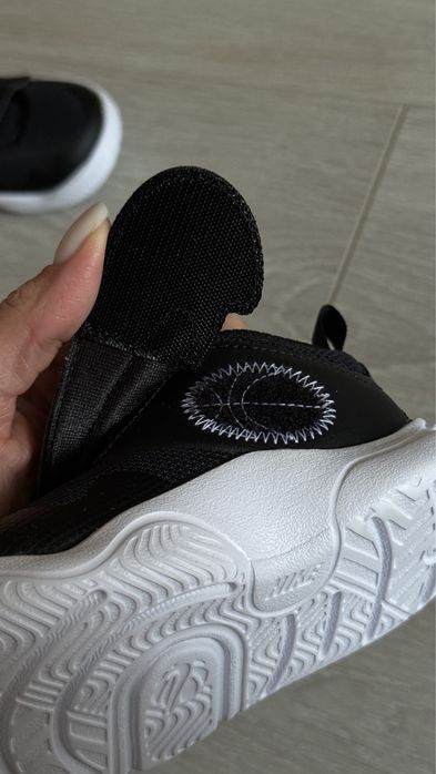 Кроссовки NIKE оригинал