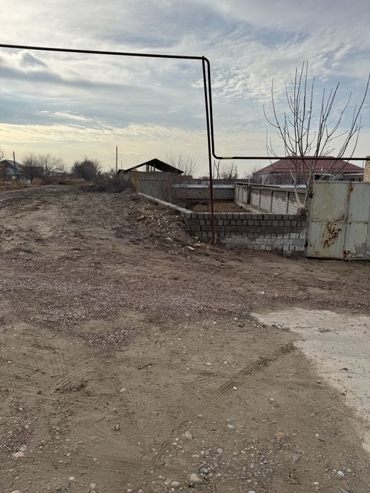 Uy Sotiladi Sirdaryo Shaharda