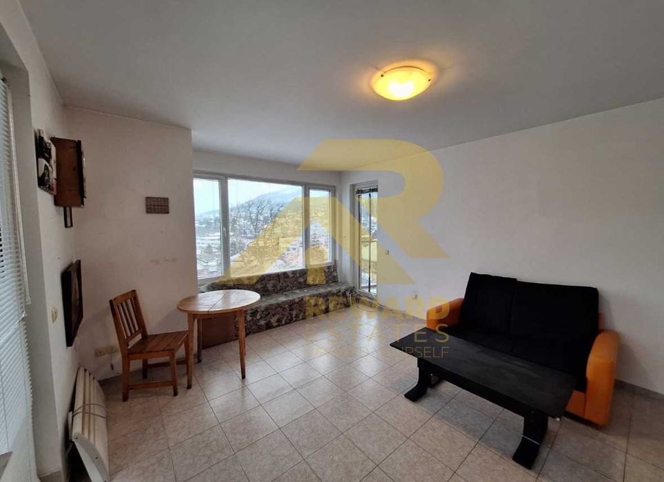 Продава се Тристаен апартамент в София, Център - 93 кв.м за 2366 €/кв.м - Снимка #1