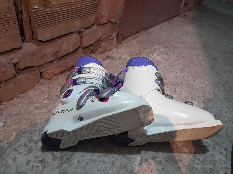 Детски ски обувки Дачстейн / Dachstein