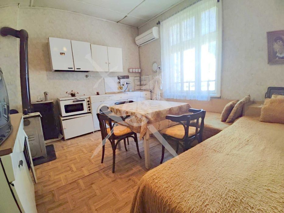 Продава се Къща в Карлово - 105 кв.м за 886 €/кв.м - Снимка #2