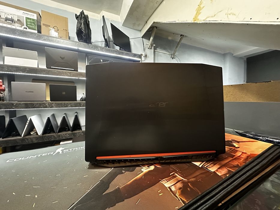 Мощный игравой ноутбук  Acer Nitro Intel Core i5-7300HQ