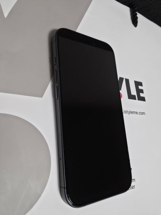 КАТО НОВ 256GB iPhone 17 iStyle Гаранция 2027г. Black | Черен