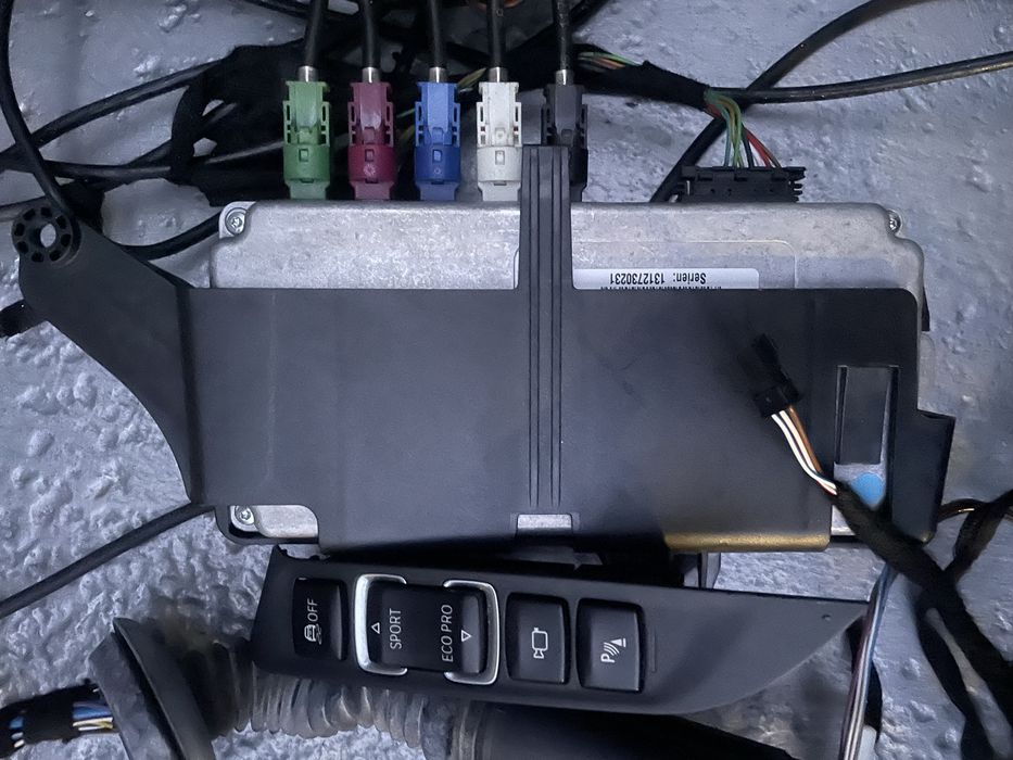 Модул/ инсталация камери БМВ Ф30/ Ф31 (module camera bmw f30)