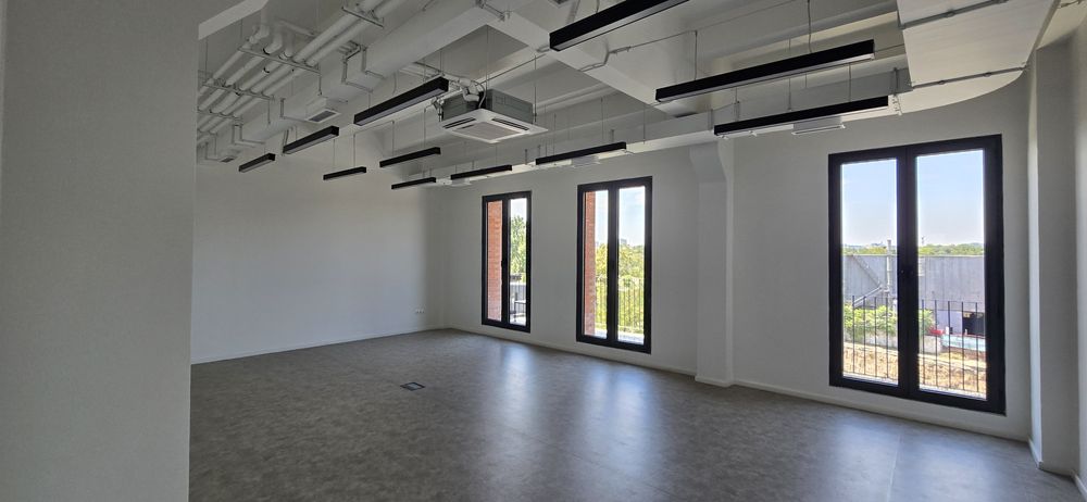 Сдаётся офисное помещение 175 кв метров