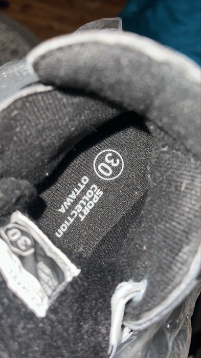 Продам детские коньки