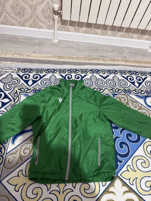 Ветровка фк атырау