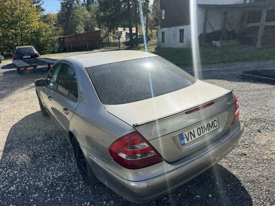 MERCEDES-BENZ E-Class 2005 — imagine 3