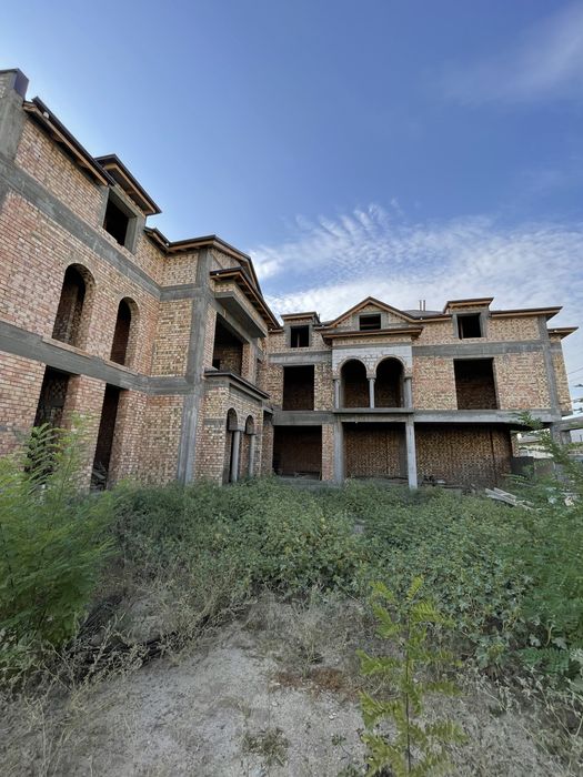 Продаётся дом коробка